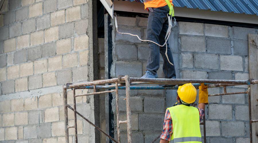 Expert Emergency Roof Repairs services in Hillsdale, WY